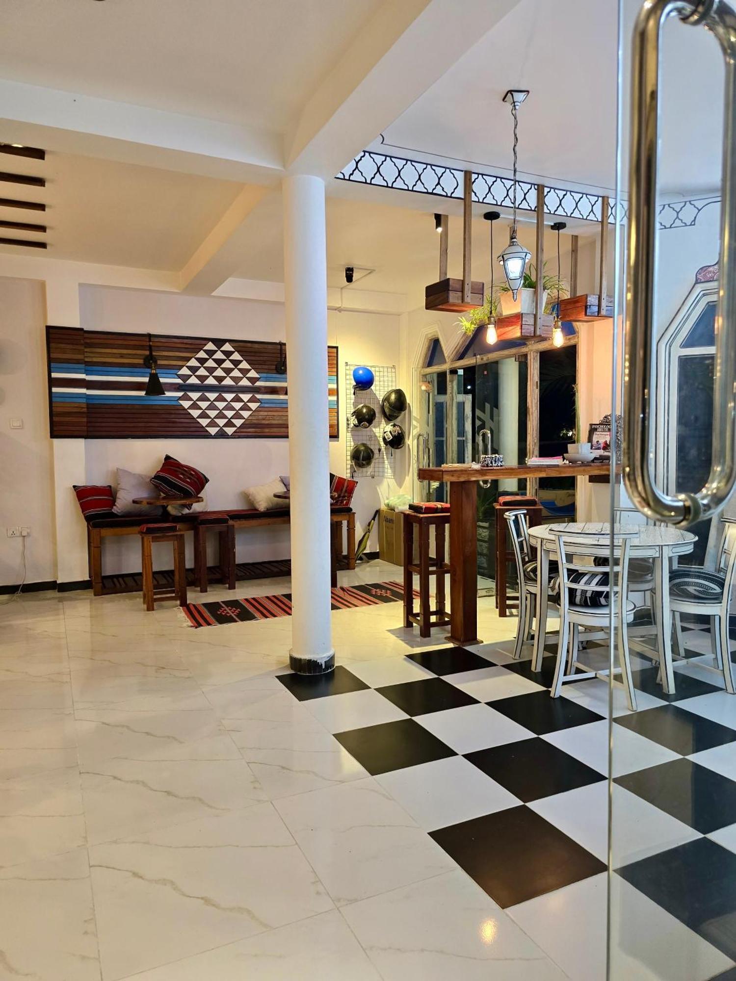 Habibi Hostel & Restaurant Unawatuna Zewnętrze zdjęcie